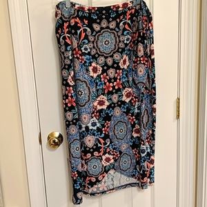 Floral wrap skirt L NWT